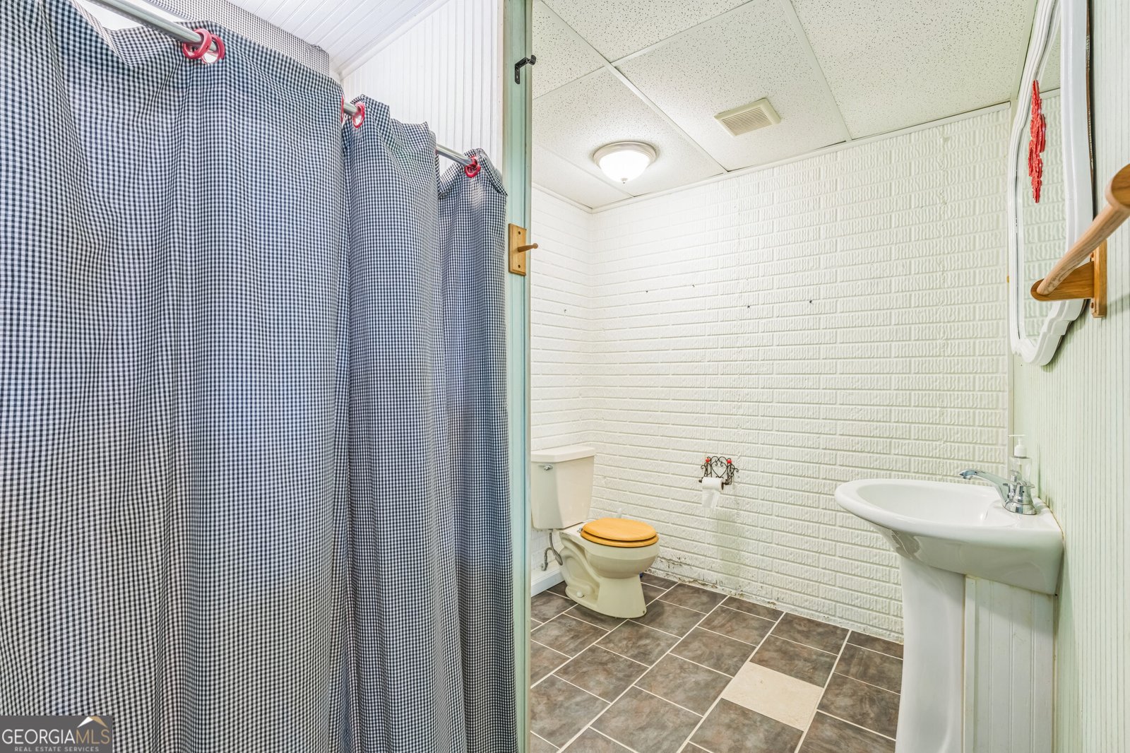 113 Heatherwood Lane Barnesville - 35