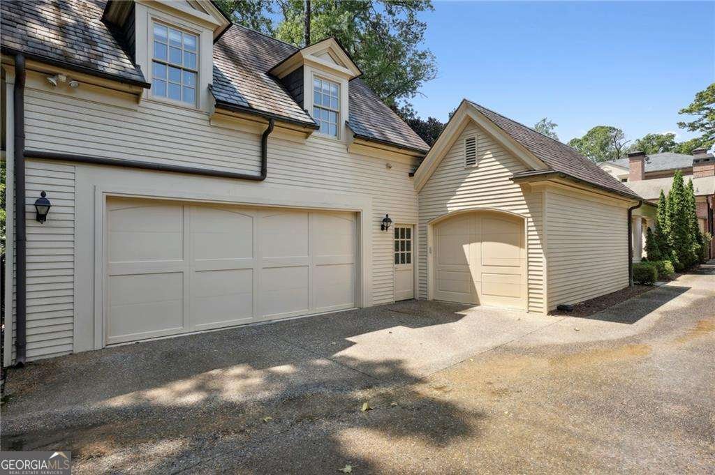 2883 Andrews Drive Atlanta - 24