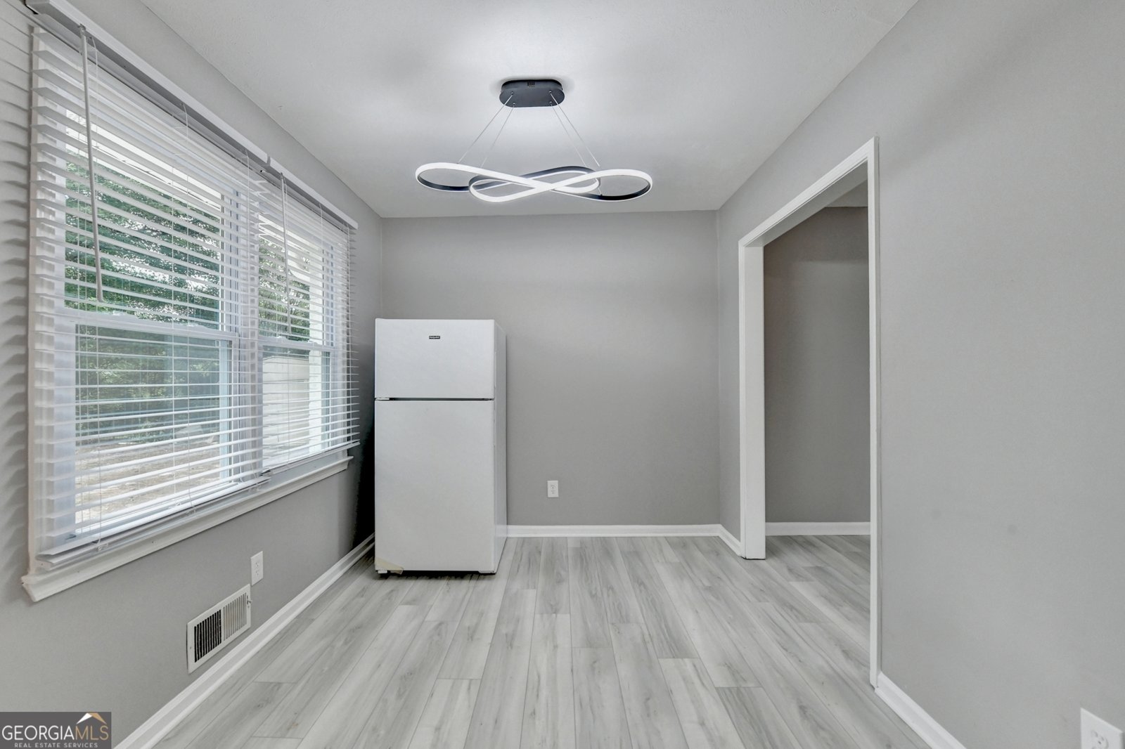 1094 Amber Ridge Lilburn - 31