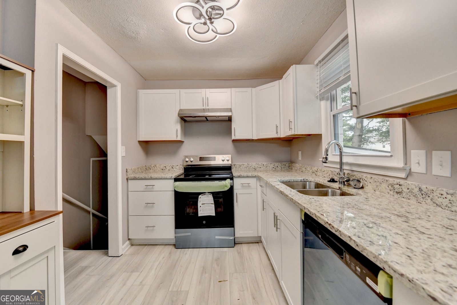 1094 Amber Ridge Lilburn - 33