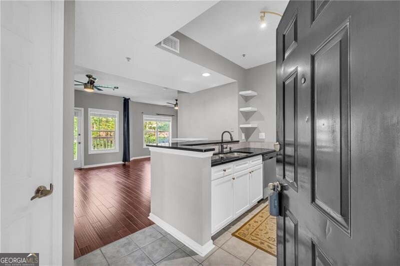 1250 Parkwood Circle Atlanta - 4