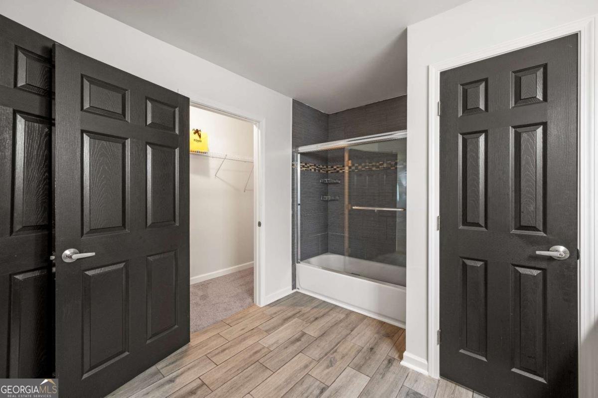 240 Lake Drive Atlanta - 13