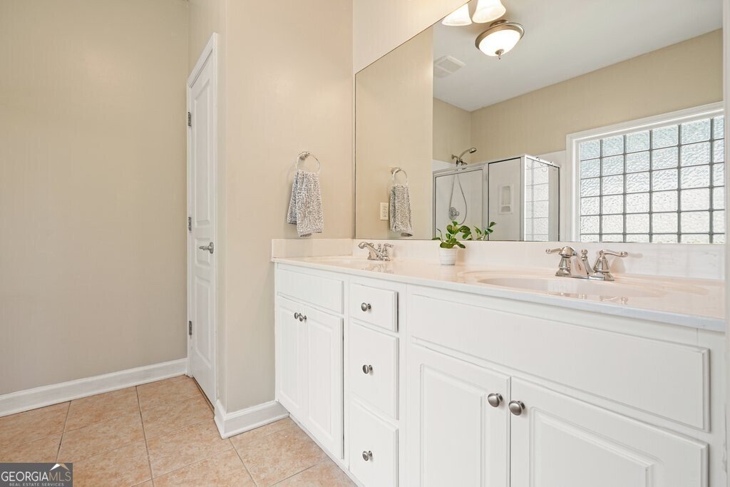 400 Pringle Drive Suwanee - 31