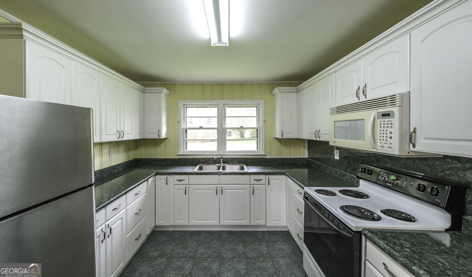 101 Lakeshore Drive Carrollton - 24
