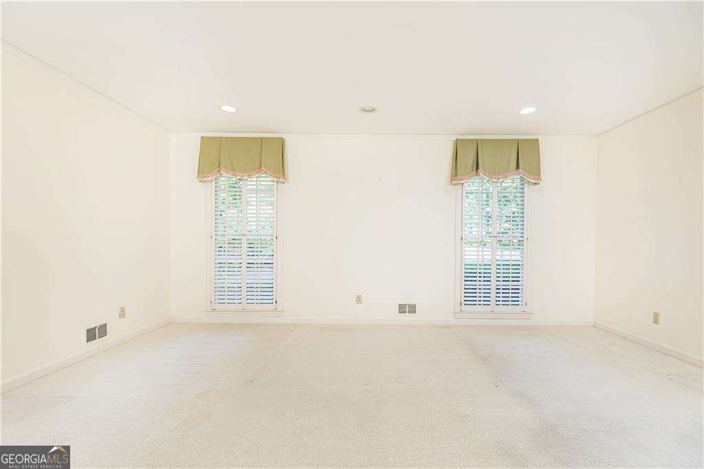 5287 Vernon Lake Drive Atlanta - 37