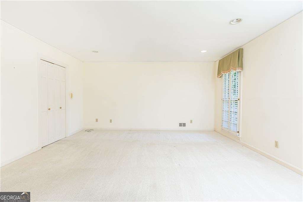 5287 Vernon Lake Drive Atlanta - 38