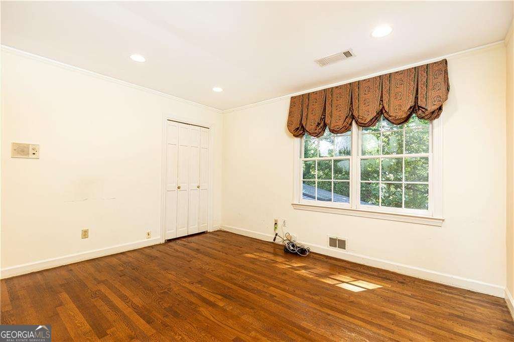 5287 Vernon Lake Drive Atlanta - 60