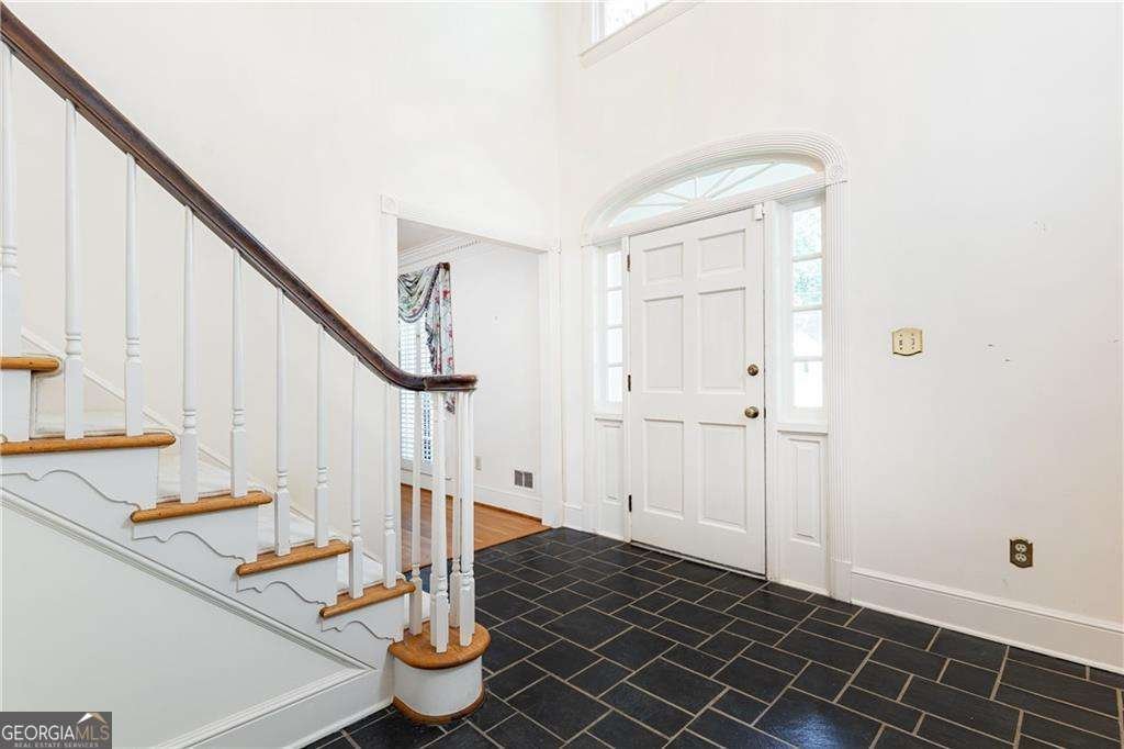5287 Vernon Lake Drive Atlanta - 7