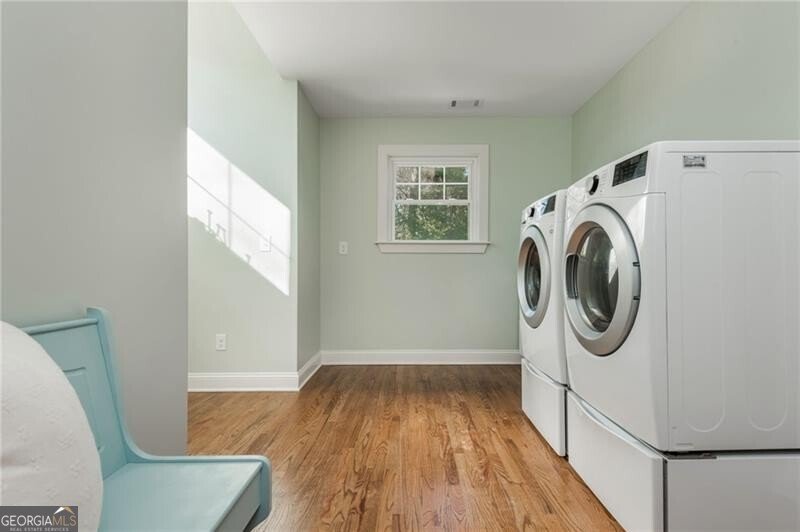 1555 Steele Drive Atlanta - 55