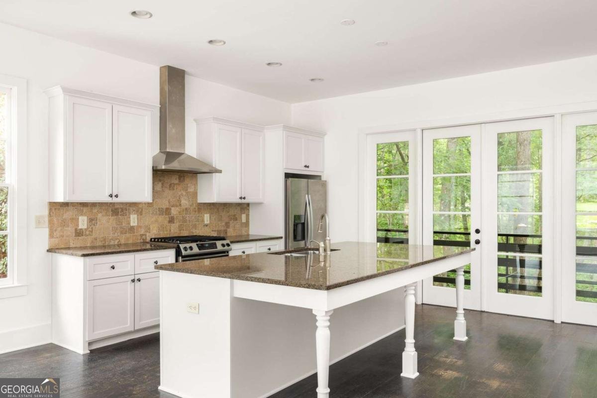 9071 Selborne Lane Chattahoochee Hills - 2