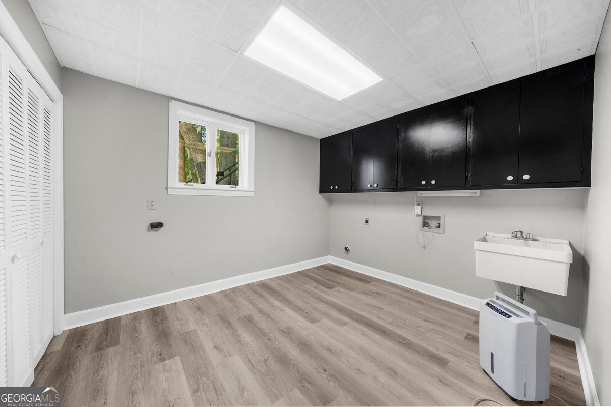 2945 Thompson Mill Road Gainesville - 37