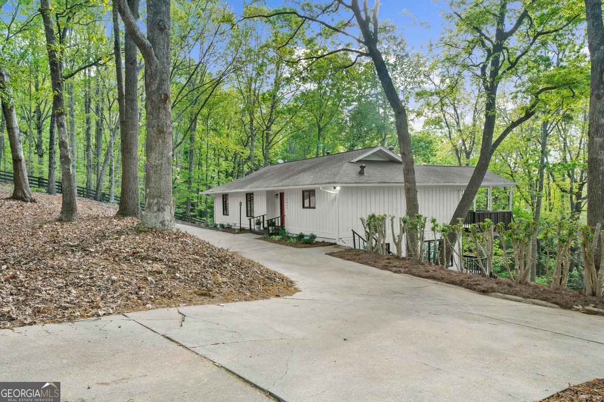2945 Thompson Mill Road Gainesville - 58
