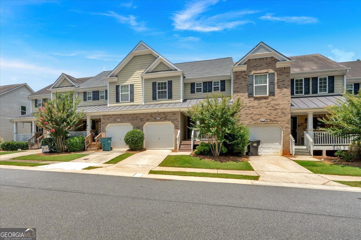 442 COLONIAL Walk Woodstock - 2