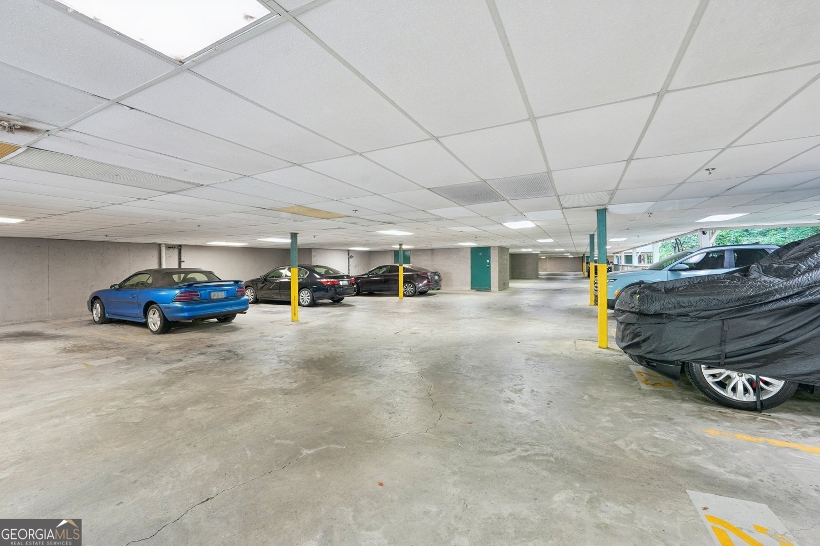 4467 Pineridge Circle Atlanta - 25