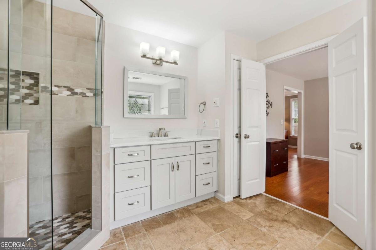 10300 Medridge Circle Johns Creek - 23