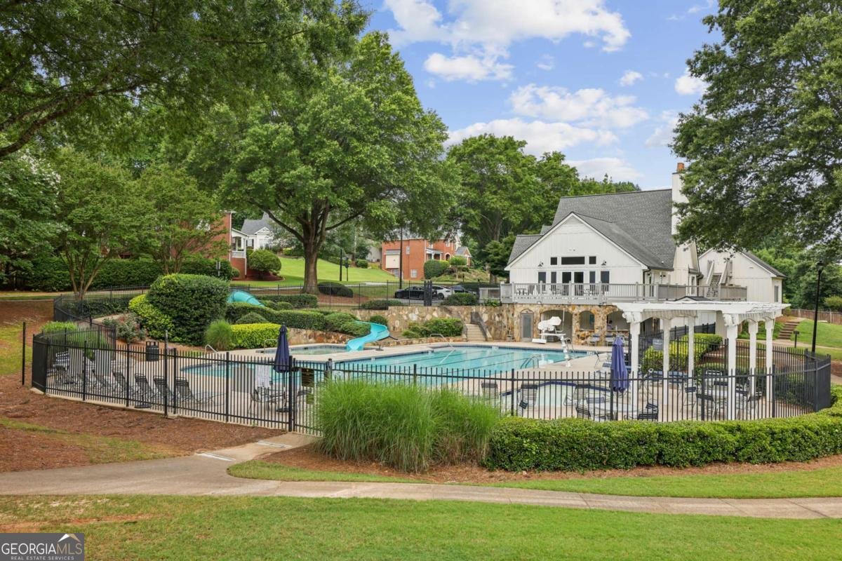 10300 Medridge Circle Johns Creek - 36