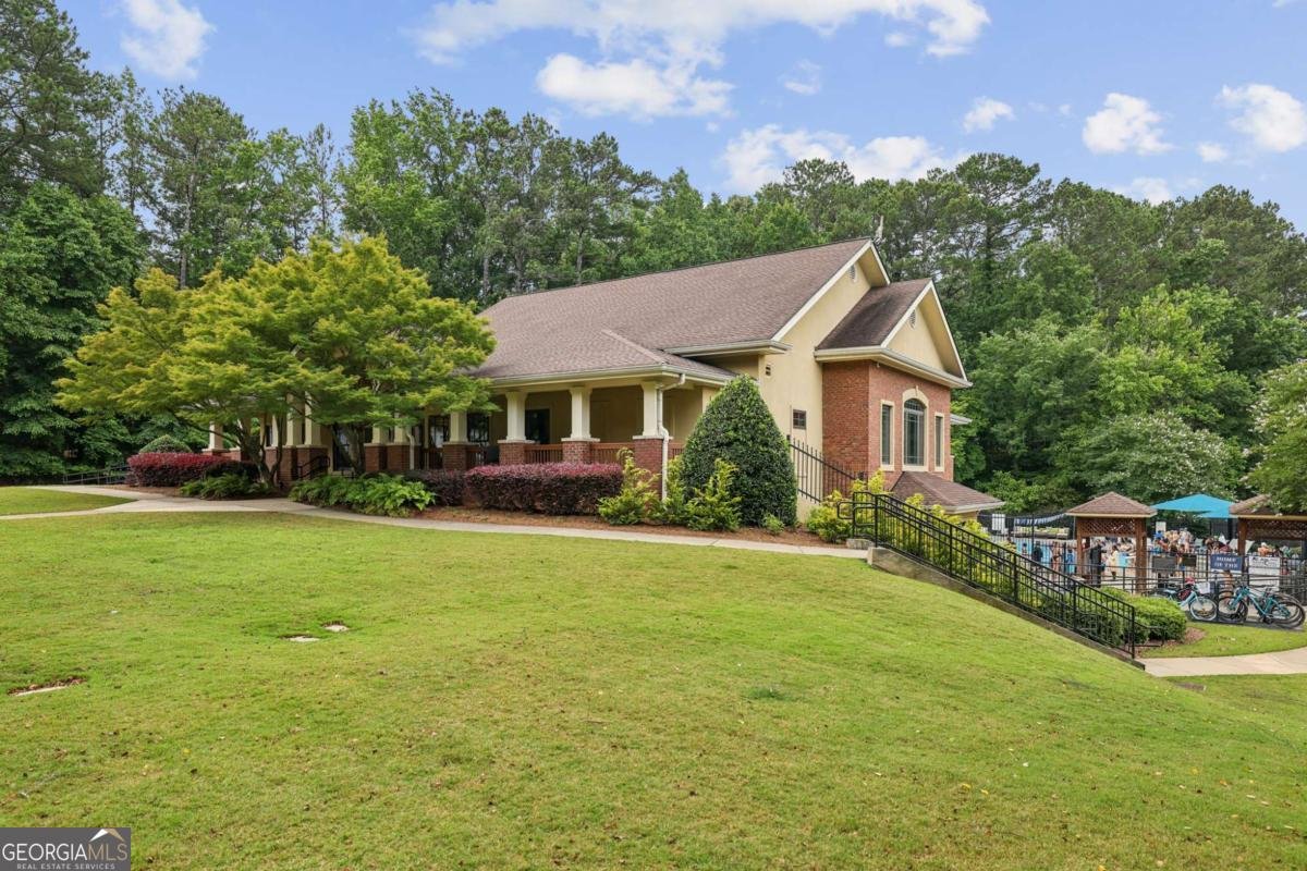 10300 Medridge Circle Johns Creek - 48