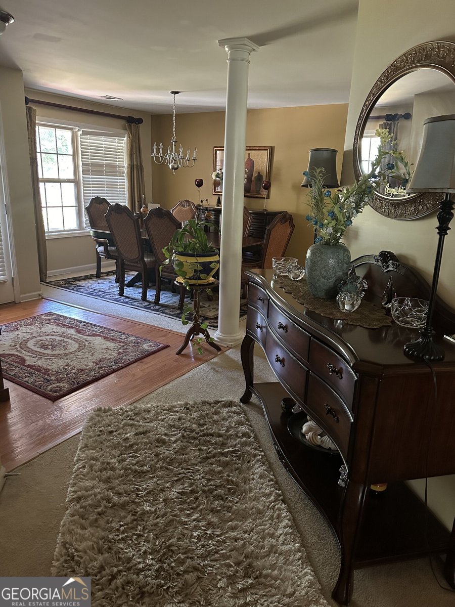 7946 GOSSAMER Drive Fairburn - 4