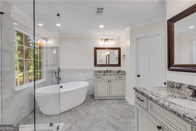 5301 Regency Lake Court Sugar Hill - 30
