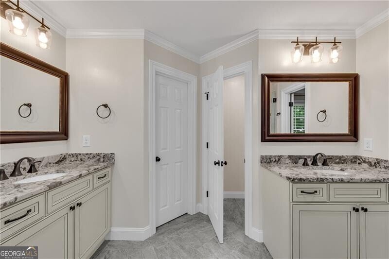 5301 Regency Lake Court Sugar Hill - 32