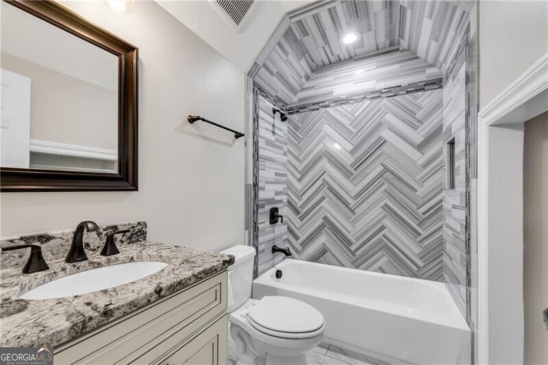 5301 Regency Lake Court Sugar Hill - 36