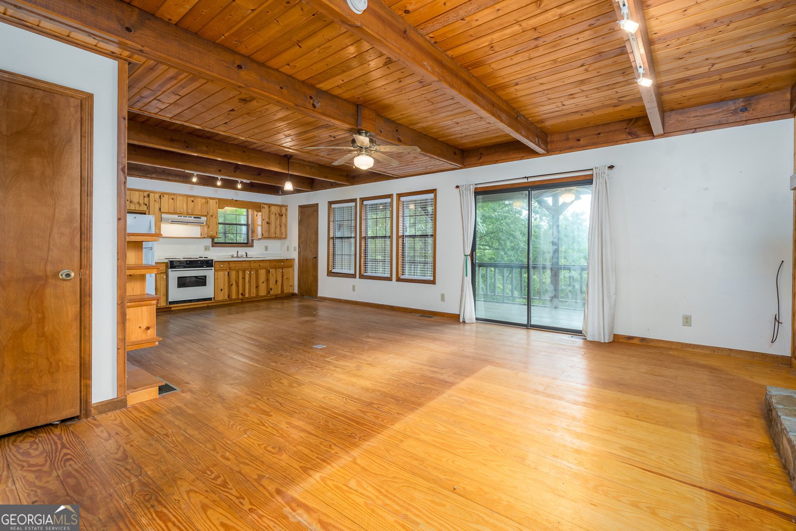 531 Wilson Mountain Road Blairsville - 28