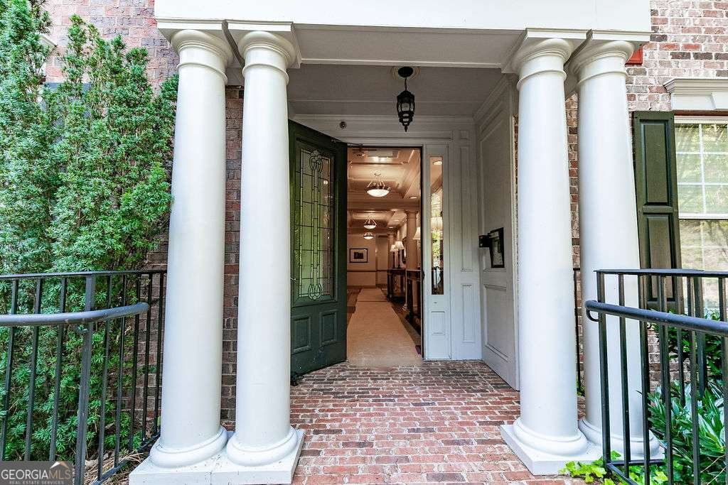4810 Ivy Ridge Drive Atlanta - 2