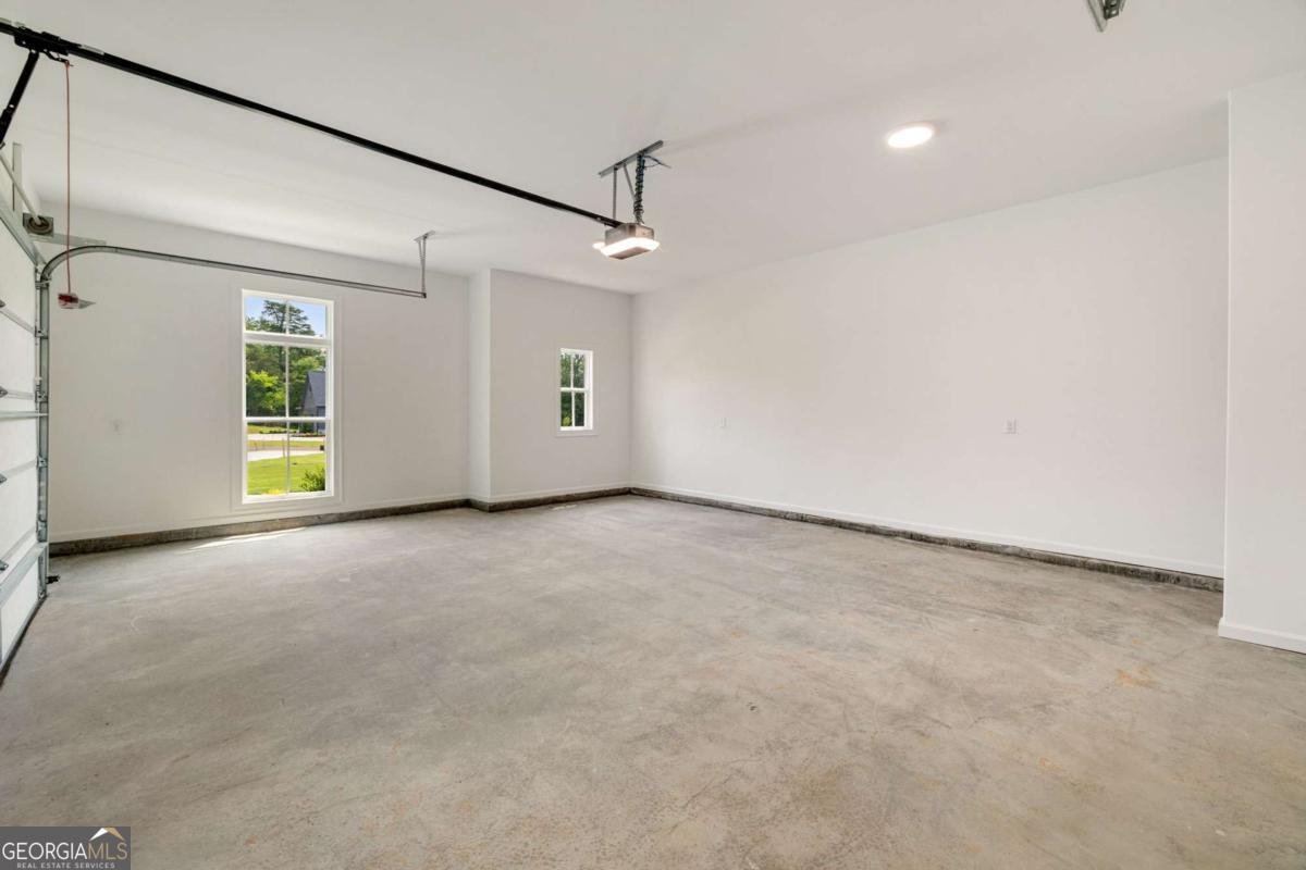 158 Palisade Drive Rydal - 36