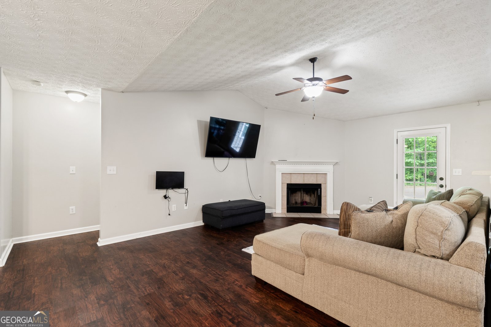 3775 Highway 16 Sharpsburg - 5