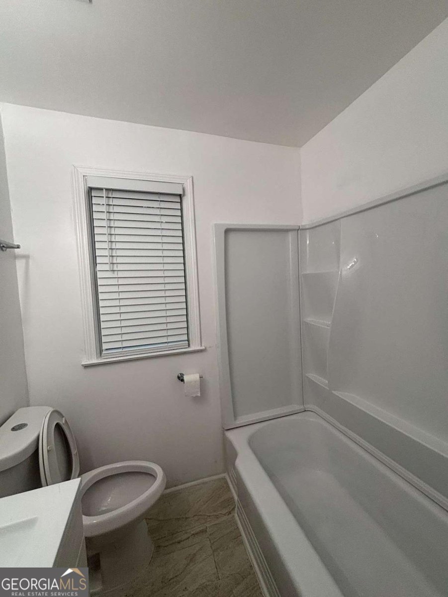 151 Munson Drive Columbus - 5