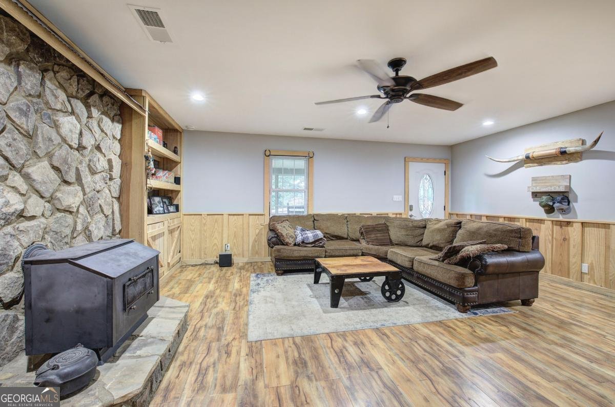 3100 Dallas Acworth Highway Dallas - 16