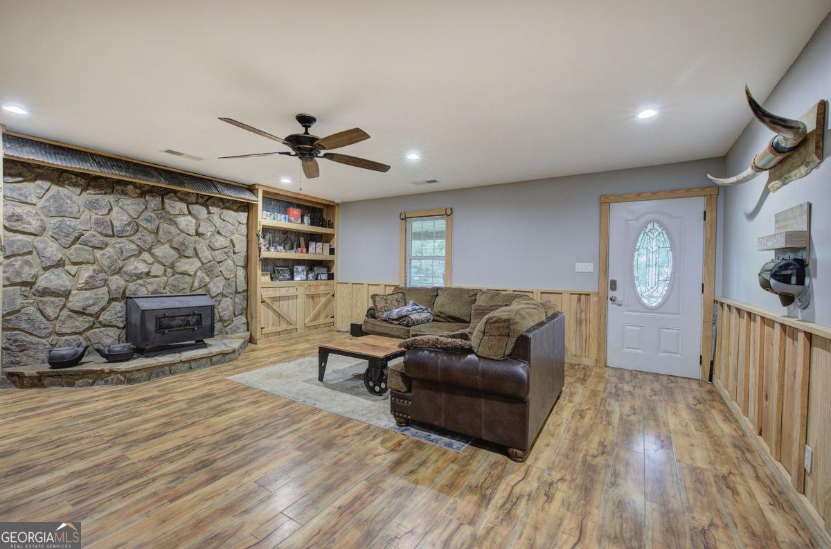 3100 Dallas Acworth Highway Dallas - 20