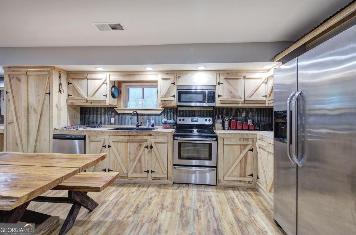 3100 Dallas Acworth Highway Dallas - 23