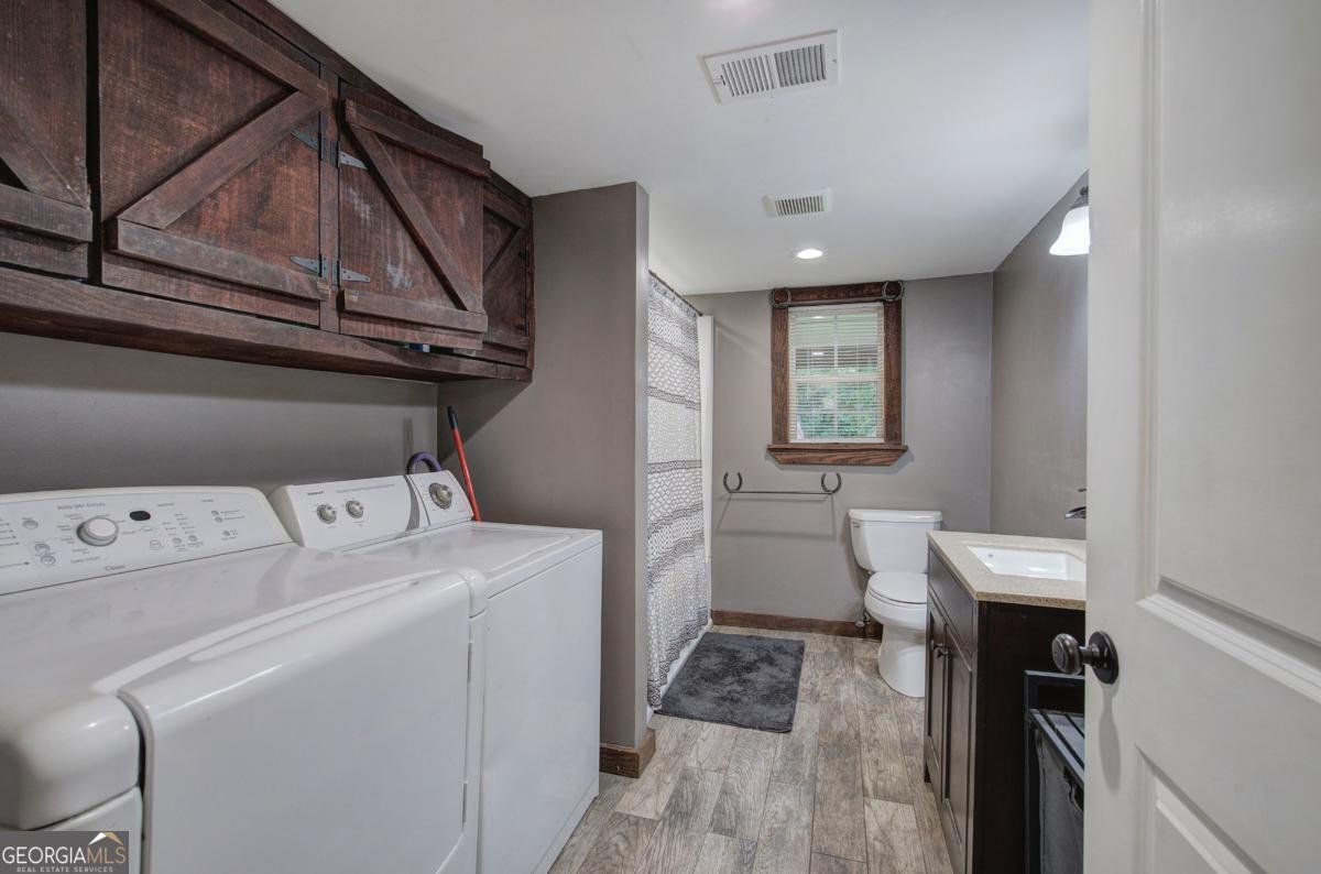 3100 Dallas Acworth Highway Dallas - 32