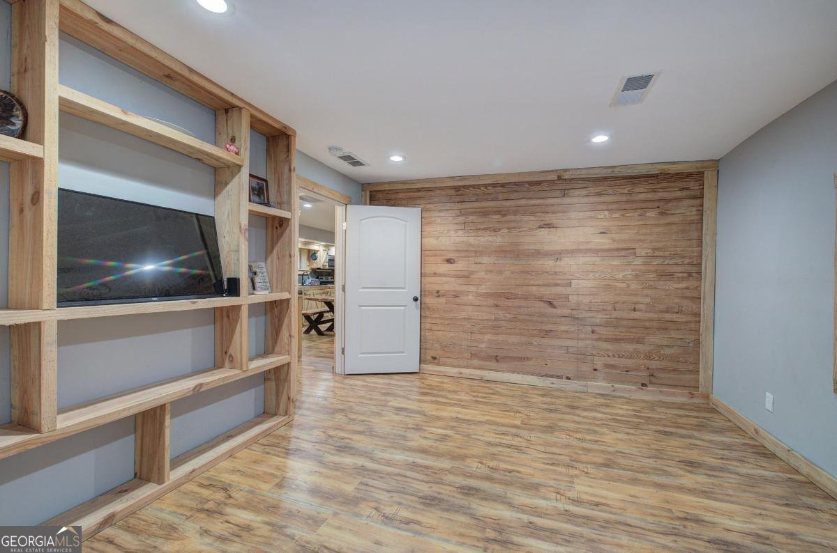 3100 Dallas Acworth Highway Dallas - 34