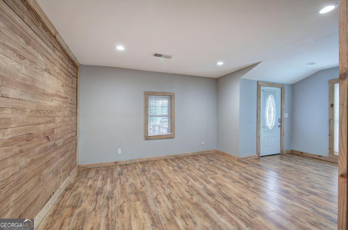 3100 Dallas Acworth Highway Dallas - 46