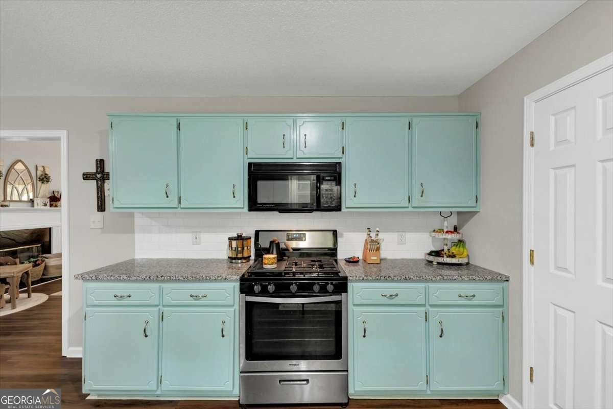 1050 Birdseye View Locust Grove - 20