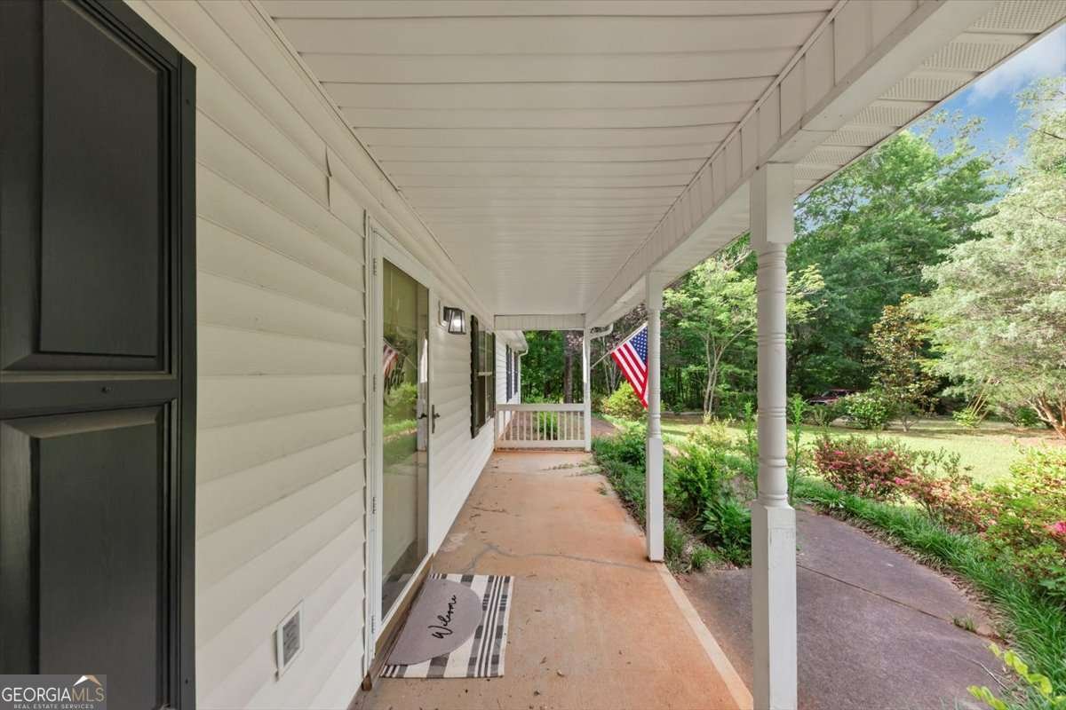 1050 Birdseye View Locust Grove - 6