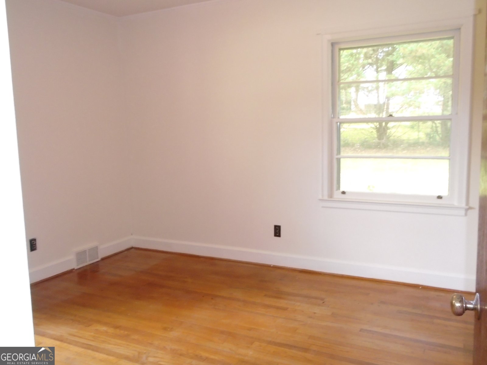 122 Houston Street Barnesville - 17