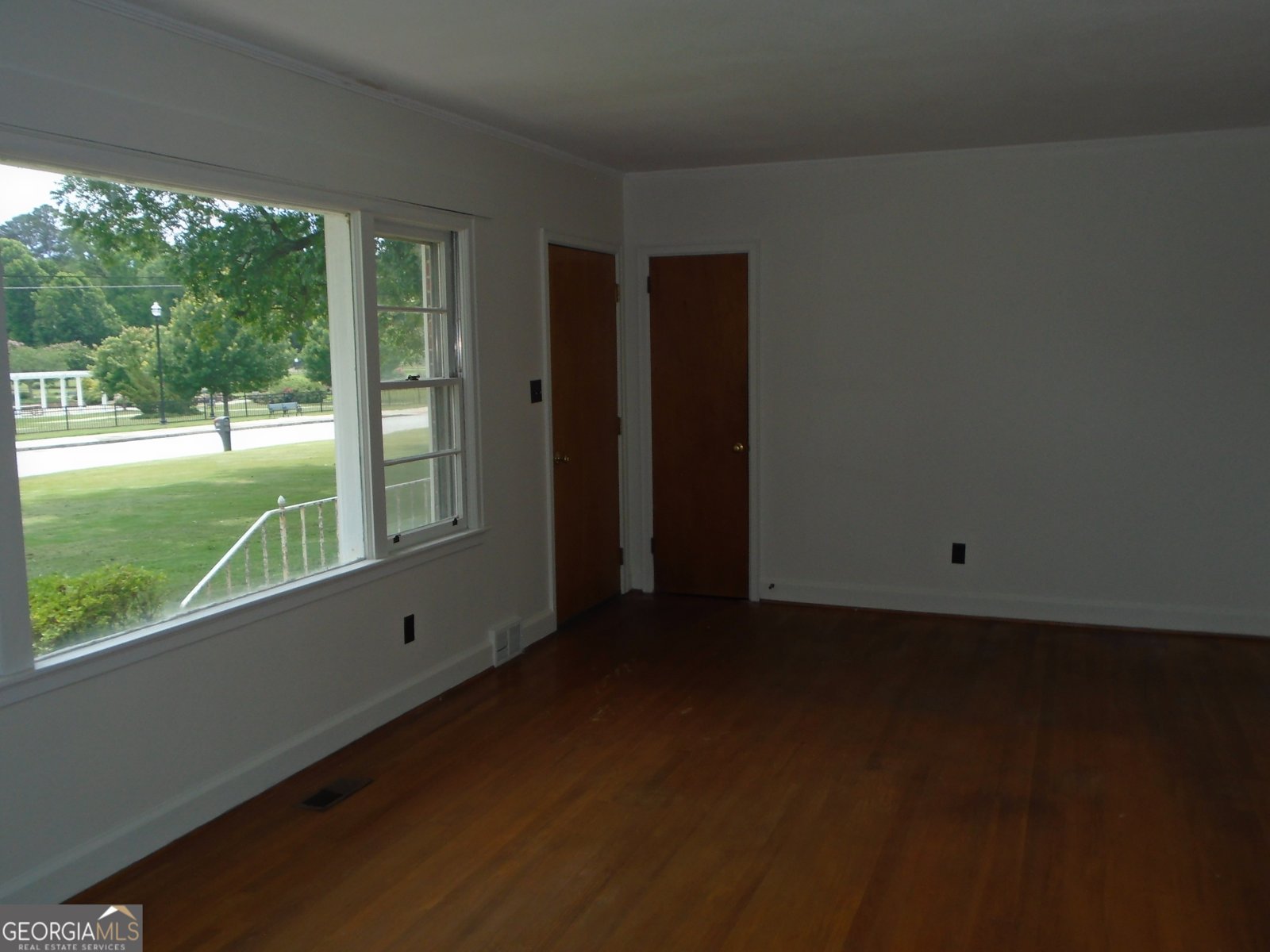122 Houston Street Barnesville - 24