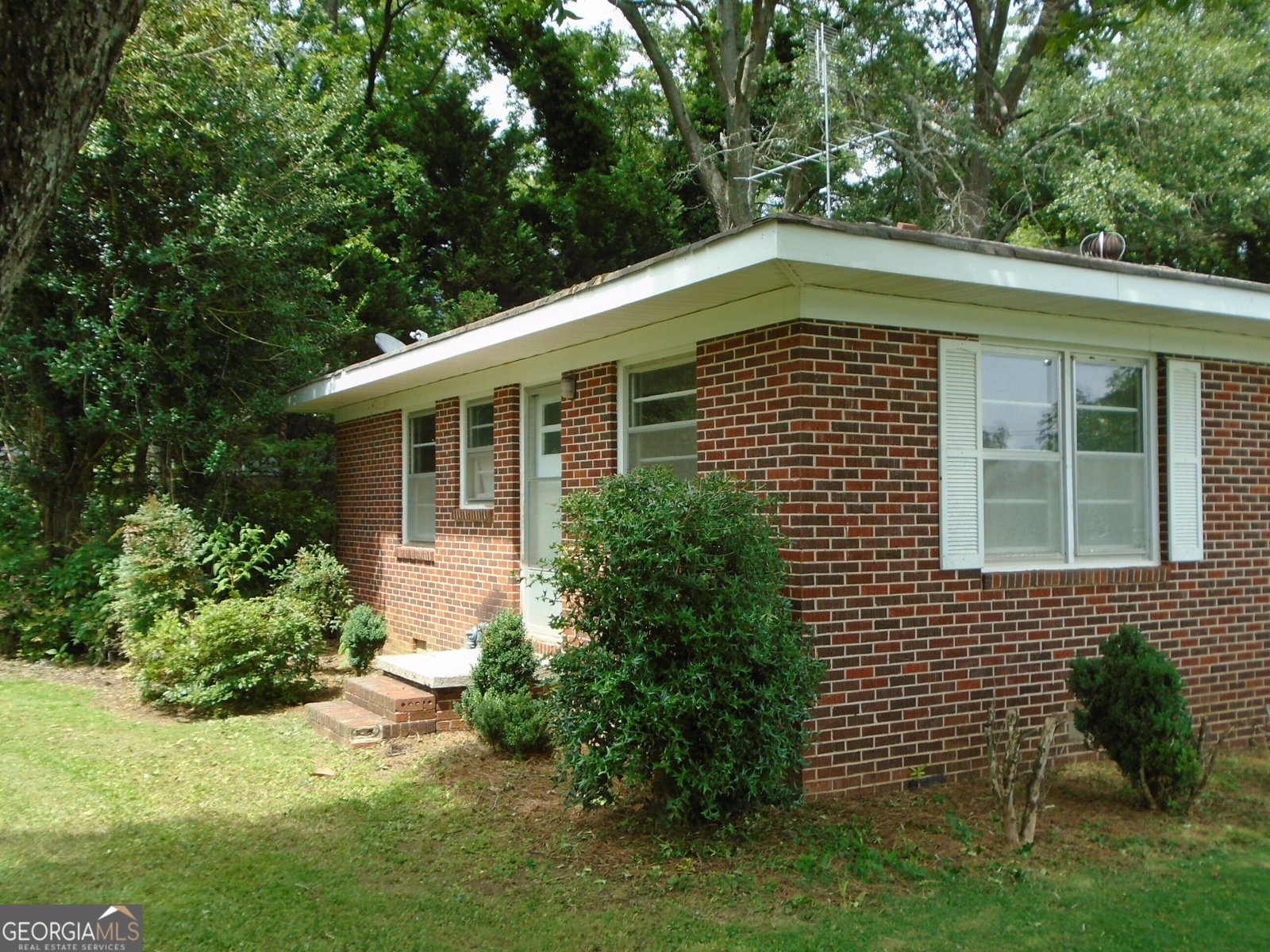 122 Houston Street Barnesville - 3