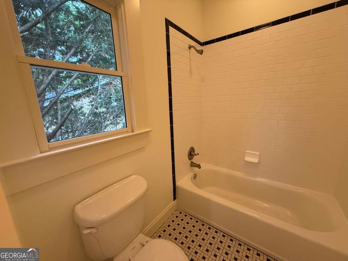2552 White Oak Drive Decatur - 36