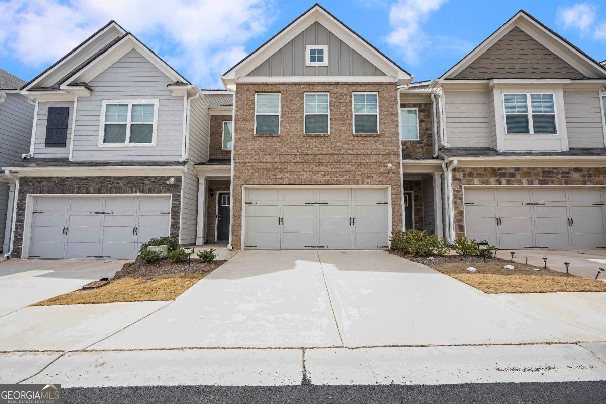 5316 Radford Loop Fairburn - 1