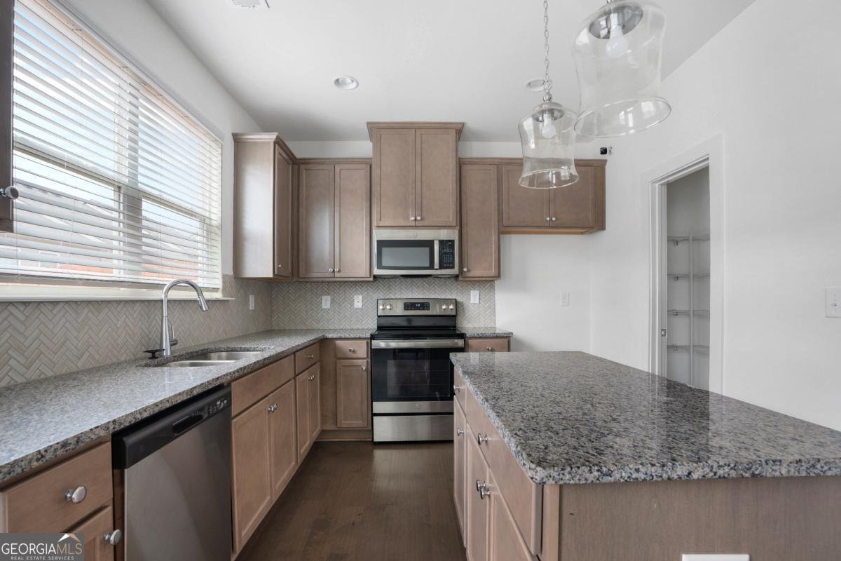 5316 Radford Loop Fairburn - 9