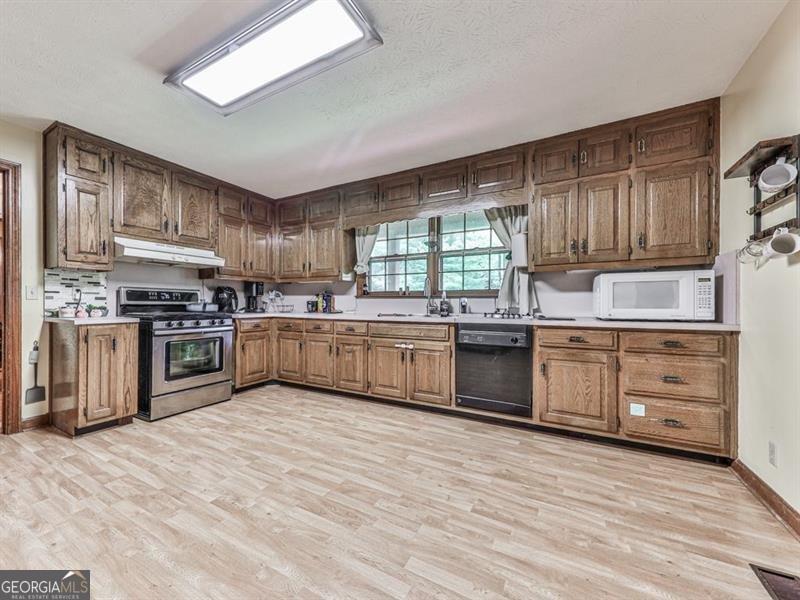 2760 HEMBREE Road Marietta - 40