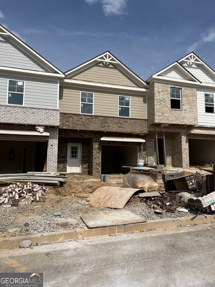 41 Creekside Commons Drive Hoschton - 1