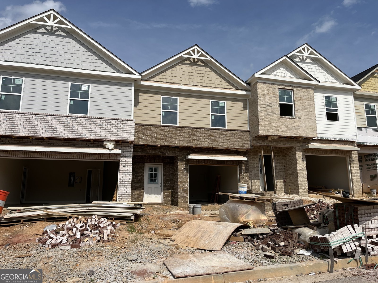 41 Creekside Commons Drive Hoschton - 2