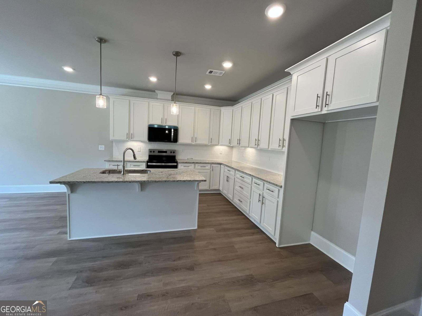 45 Creekside Commons Drive Hoschton - 9