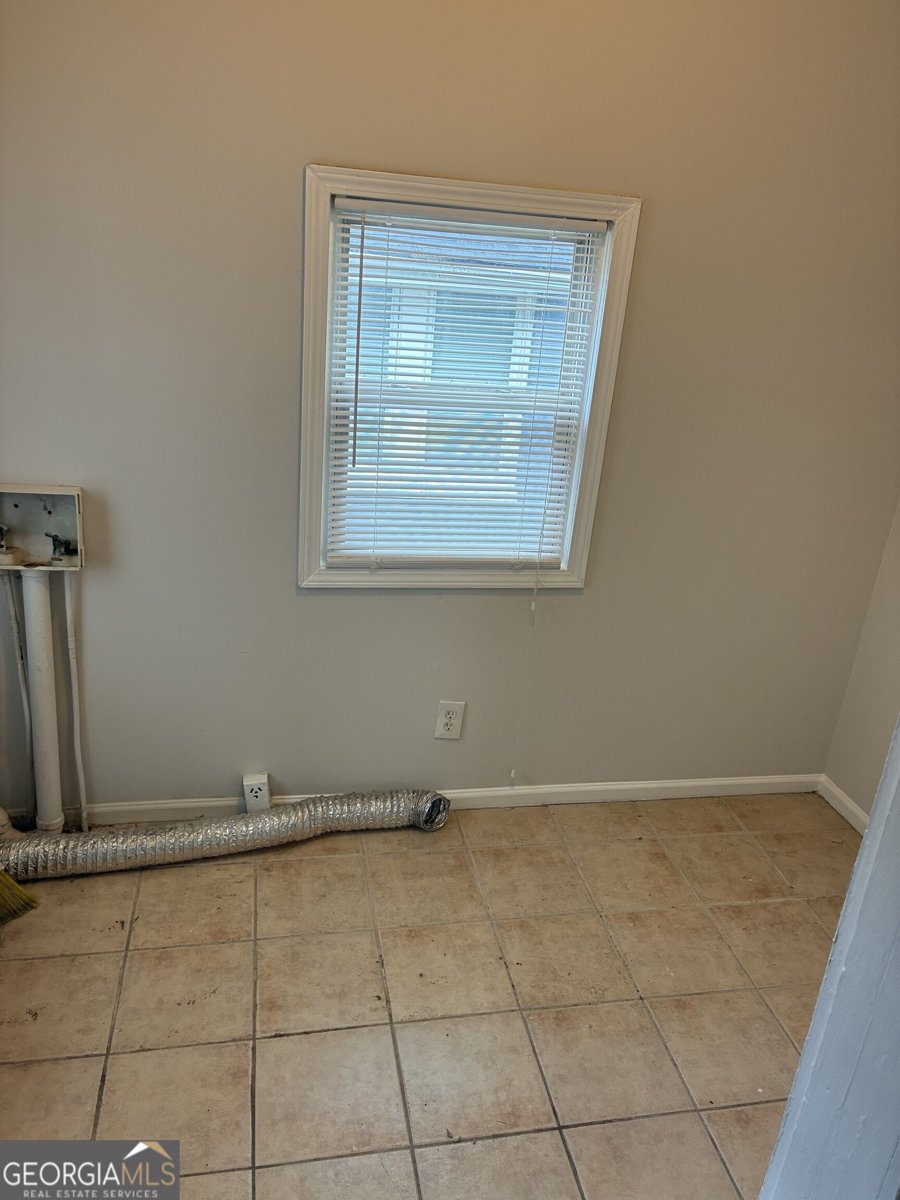 2268 Newnan Street East Point - 24