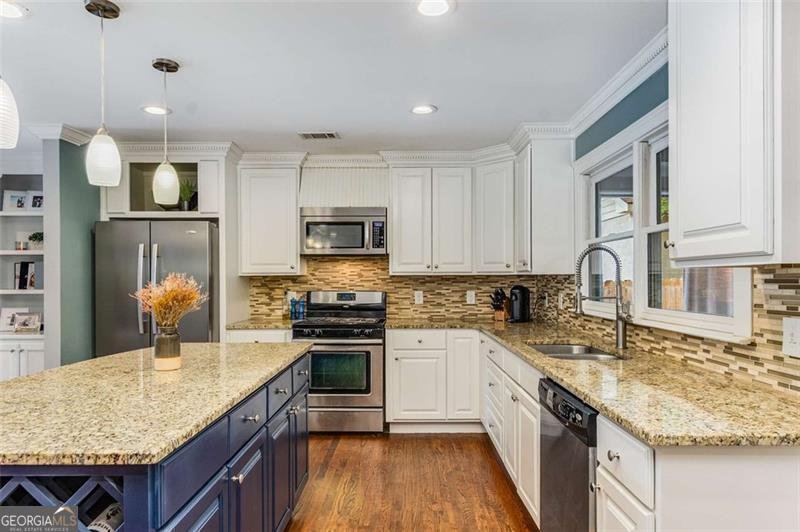 764 Stokeswood Avenue Atlanta - 16
